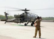 Misi Close Air Support AH-64 Apache Warnai SGS 2026