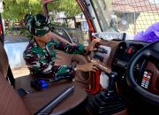 Perkuat Kesiapsiagaan Dalam Menangani Karhutla, Personel Lanud Sjamsudin Noor Asah Kemampuan Operasikan Kendaraan Pemadam Kebakaran